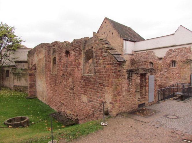 Ruine der mittelalterlichen Synagoge
